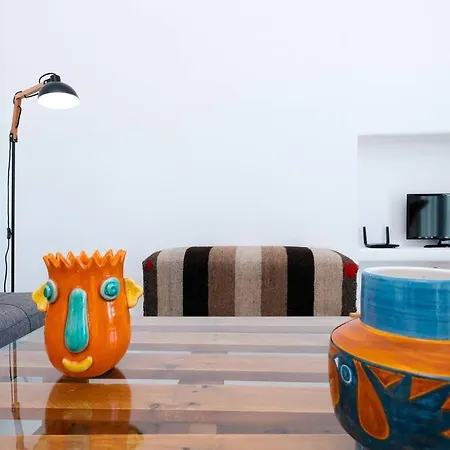 Sun & Stone- Modern Cycladic House بيت للعطل