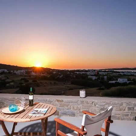Sun & Stone- Modern Cycladic House بيت للعطل *
